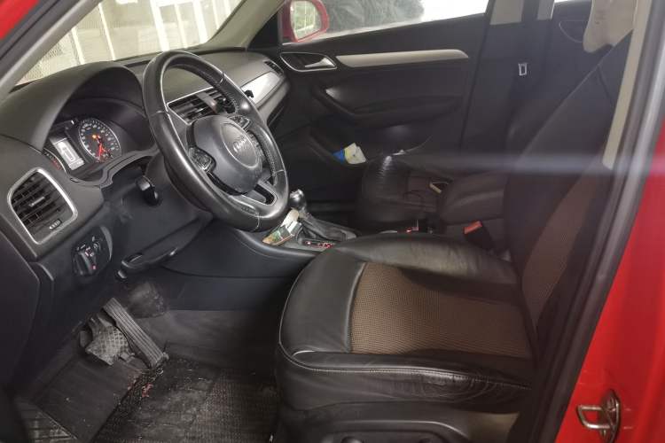 Used Audi Q3 2016 30 TFSI Fashion Model Left Front Seat