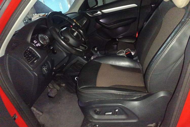 Used Audi Q3 2016 30 TFSI Fashion Model Left Front Seat