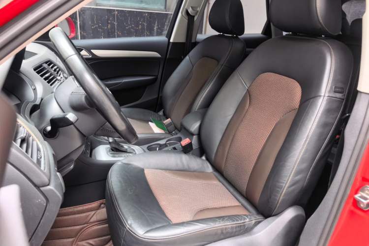 Used Audi Q3 2016 35 TFSI Fashion Model Left Front Seat