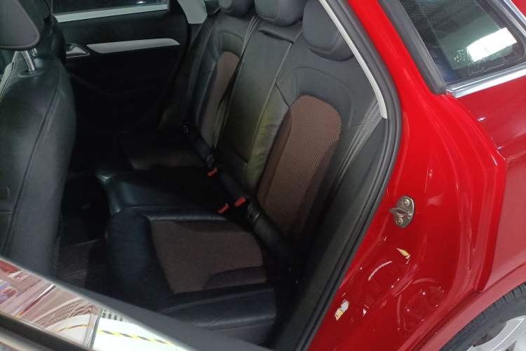 Used Audi Q3 2016 35 TFSI Fashion Model Left Rear Seat