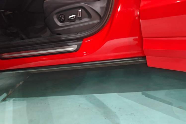 Used Audi Q3 2016 30 TFSI Fashion Model Left Side Sill