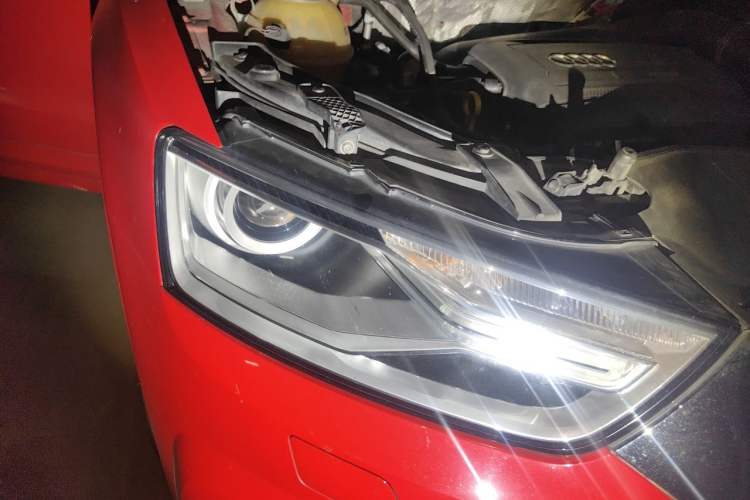 Used Audi Q3 2016 35 TFSI Style Edition Right Front Headlight