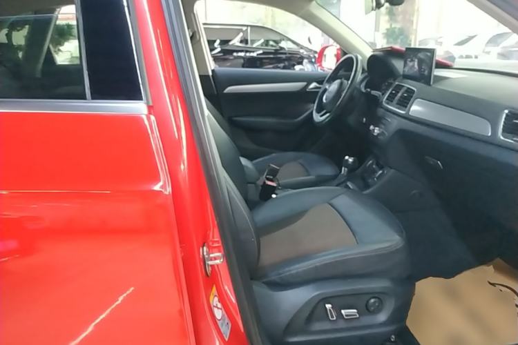 Used Audi Q3 2016 30 TFSI Fashion Model Right Front Seat