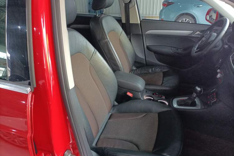 Used Audi Q3 2016 35 TFSI Fashion Model Right Front Seat