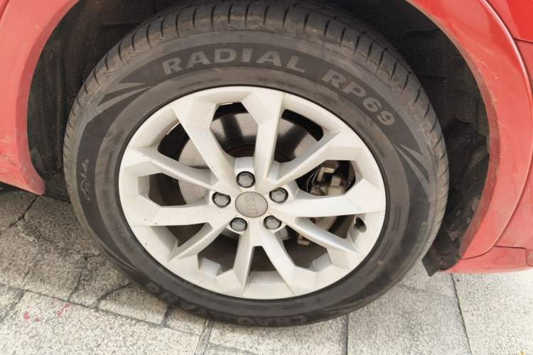 Used Audi Q3 2016 30 TFSI Standard Model Right Front Wheel Hub