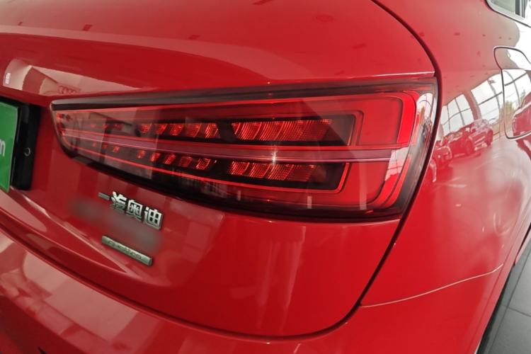 Used Audi Q3 2016 30 TFSI Fashion Model Right Rear Taillight