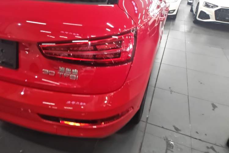 Used Audi Q3 2016 30 TFSI Standard Model Right Rear Taillight
