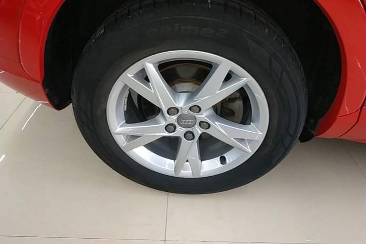 Used Audi Q3 2016 30 TFSI Fashion Model Right Rear Wheel Hub