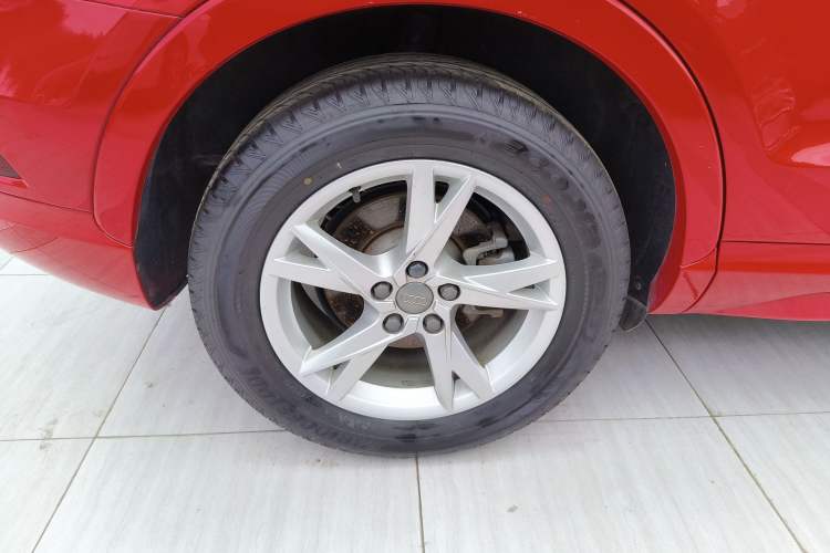 Used Audi Q3 2016 30 TFSI Fashion Model Right Rear Wheel Hub