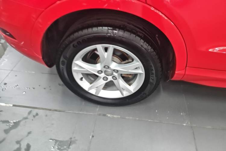 Used Audi Q3 2016 30 TFSI Standard Model Right Rear Wheel Hub