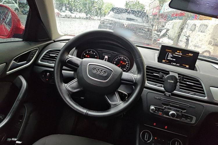Used Audi Q3 2016 30 TFSI Standard Model Steering Wheel