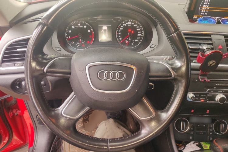 Used Audi Q3 2016 30 TFSI Standard Model Steering Wheel