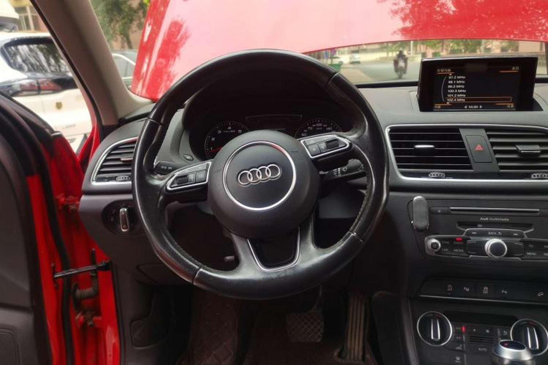 Used Audi Q3 2016 35 TFSI quattro all-wheel-drive style model Steering Wheel