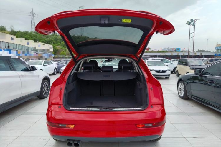 Used Audi Q3 2016 30 TFSI Fashion Model Trunk