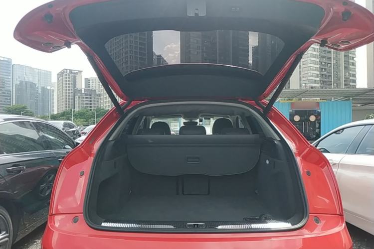 Used Audi Q3 2016 35 TFSI Style Edition Trunk