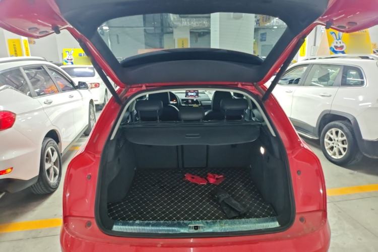 Used Audi Q3 2016 30 TFSI Fashion Model Trunk
