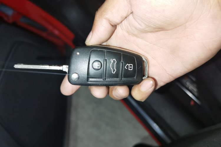 Used Audi Q3 2016 30 TFSI Fashion Model Vehicle Key