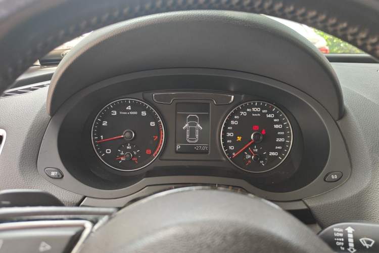 Used Audi Q3 2016 35 TFSI quattro all-wheel-drive style model Instrument Cluster