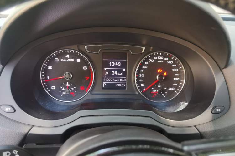 Used Audi Q3 2016 35 TFSI Fashion Model Instrument Cluster