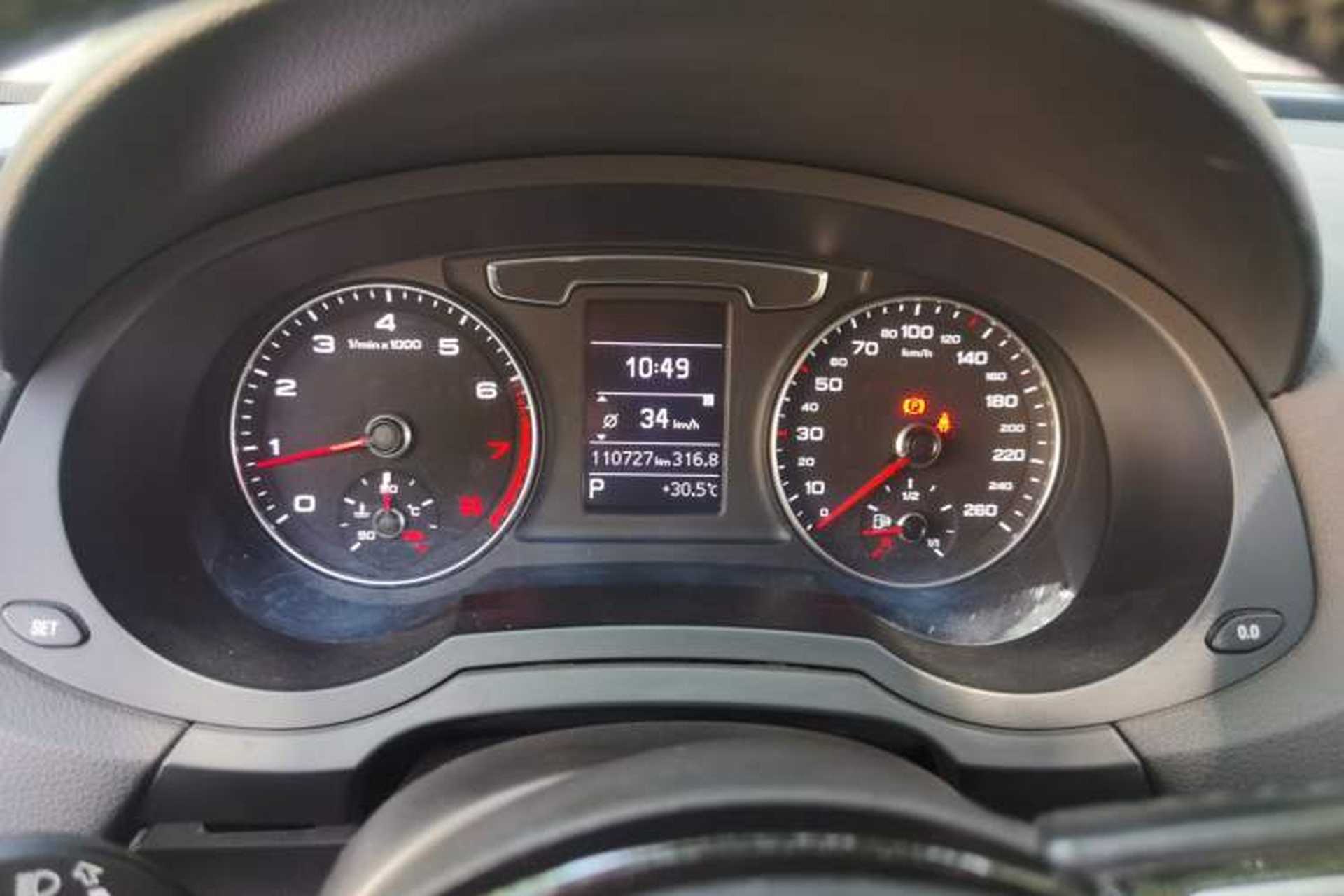 Used Audi Q3 2016 35 TFSI Fashion Model Instrument Cluster