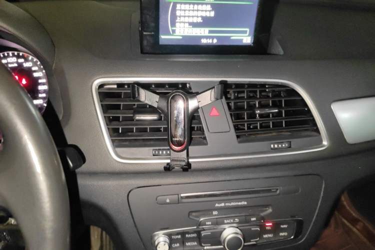 Used Audi Q3 2016 35 TFSI Fashion Model Audio And AC Panel