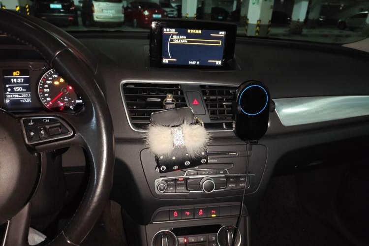 Used Audi Q3 2016 30 TFSI Fashion Model Audio And AC Panel