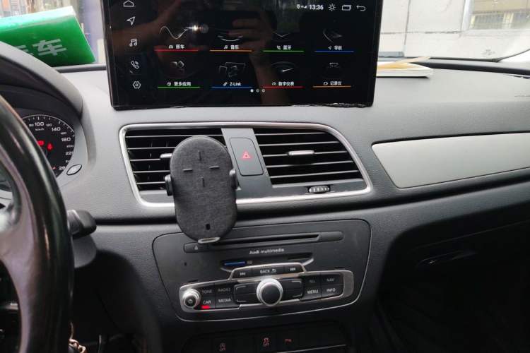 Used Audi Q3 2016 30 TFSI Collector's Edition Intelligent Model Audio And AC Panel