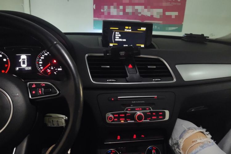 Used Audi Q3 2016 35 TFSI Fashion Model Audio And AC Panel