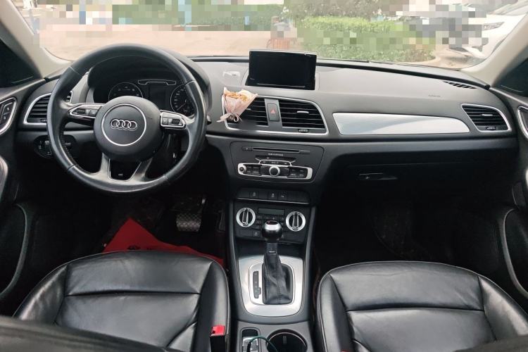 Used Audi Q3 2016 30 TFSI Collector's Edition Comfort Model Center Console