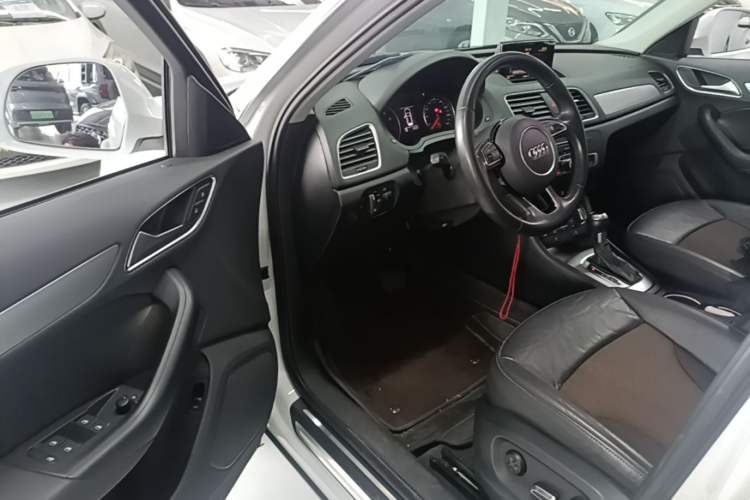 Used Audi Q3 2016 30 TFSI Fashion Model Driver Seat
