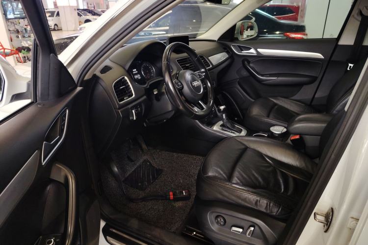 Used Audi Q3 2016 30 TFSI Fashion Model Driver Seat
