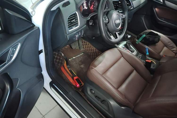 Used Audi Q3 2016 30 TFSI Collector's Edition Intelligent Model Driver Seat