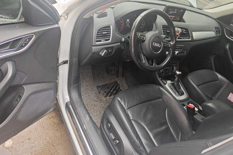 Used Audi Q3 2016 30 TFSI Fashion Model Driver Seat