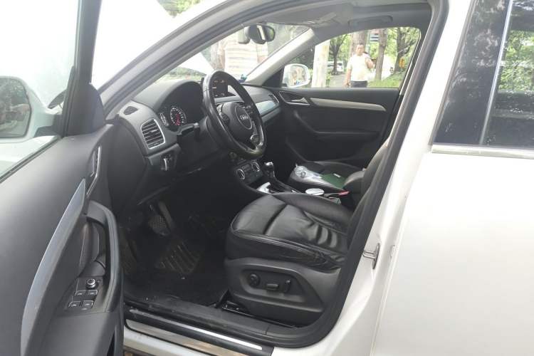 Used Audi Q3 2016 30 TFSI Collector's Edition Comfort Model Driver Seat