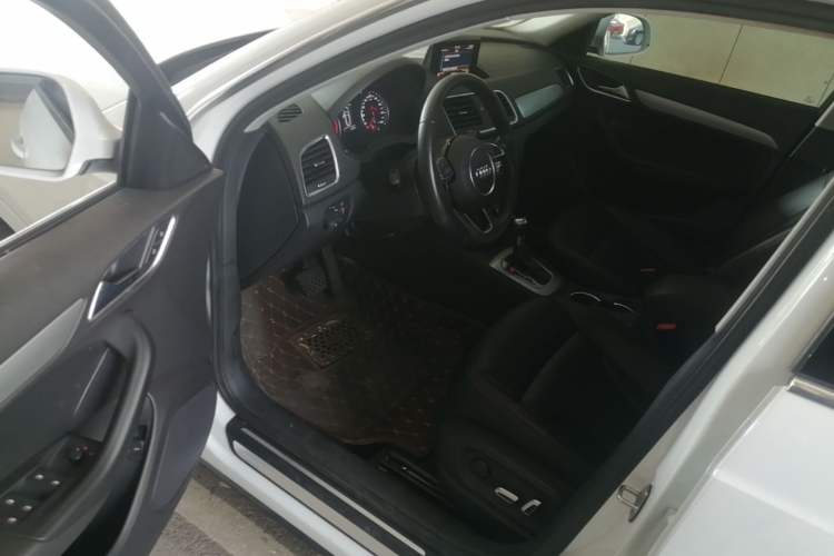 Used Audi Q3 2016 30 TFSI Fashion Model Driver Seat