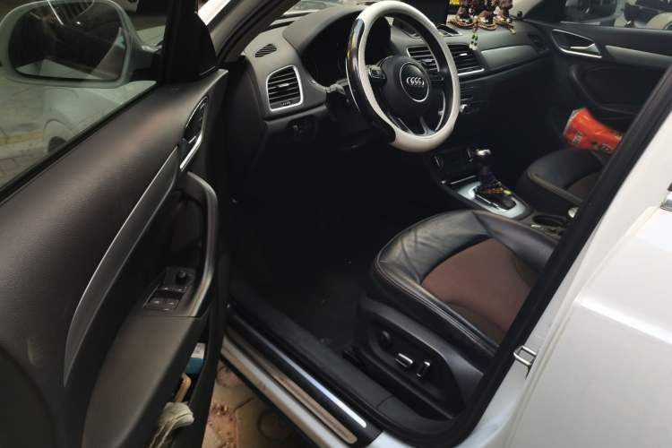 Used Audi Q3 2016 30 TFSI Fashion Model Driver Seat