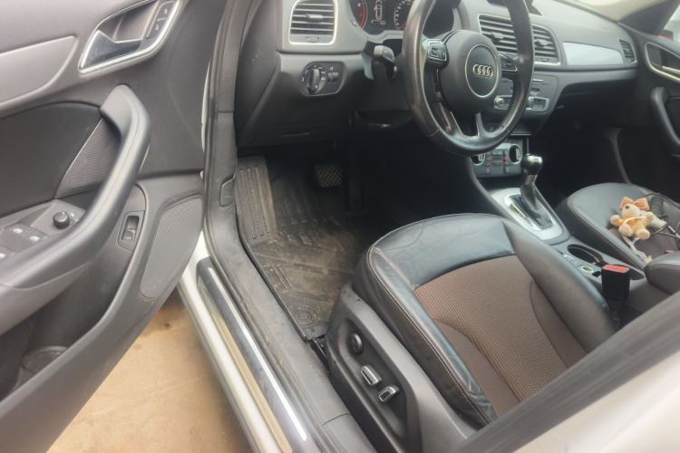 Used Audi Q3 2016 35 TFSI Fashion Model Driver Seat