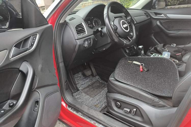 Used Audi Q3 2016 35 TFSI Fashion Model Driver Seat