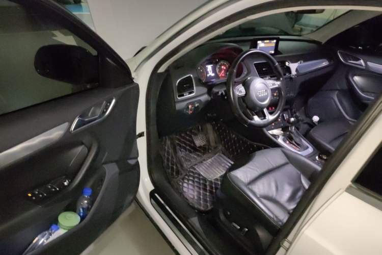 Used Audi Q3 2016 30 TFSI Fashion Model Driver Seat