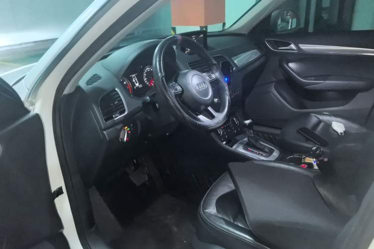 Used Audi Q3 2016 30 TFSI Fashion Model Driver Seat