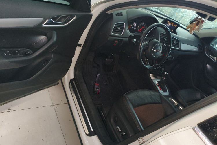 Used Audi Q3 2016 35 TFSI Fashion Model Driver Seat