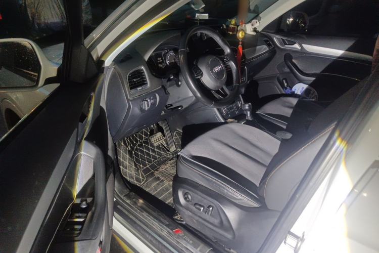 Used Audi Q3 2016 35 TFSI Fashion Model Driver Seat