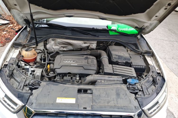 Used Audi Q3 2016 35 TFSI Style Edition Engine Bay