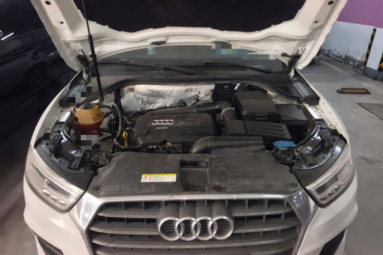 Used Audi Q3 2016 35 TFSI Style Edition Engine Bay