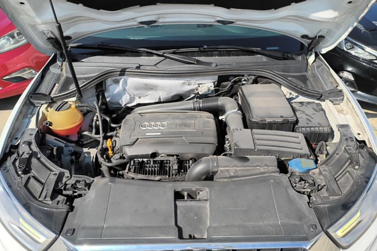 Used Audi Q3 2016 35 TFSI Style Edition Engine Bay