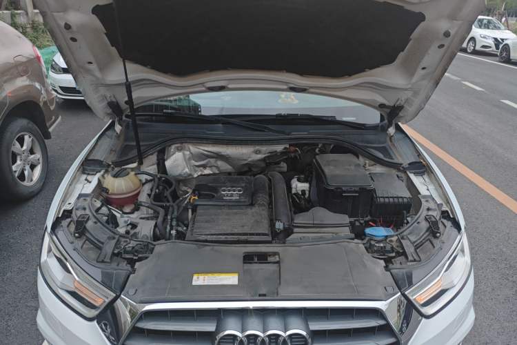 Used Audi Q3 2016 30 TFSI Fashion Model Engine Bay