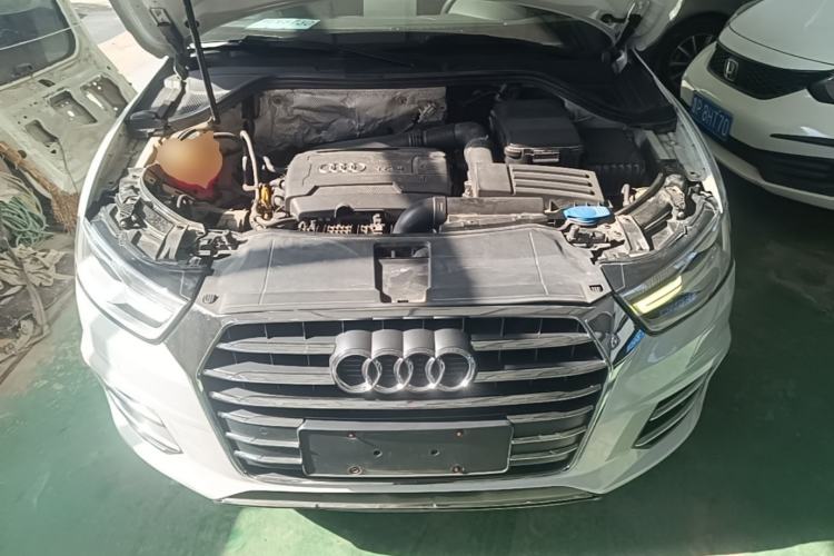 Used Audi Q3 2016 35 TFSI Fashion Model Engine Bay
