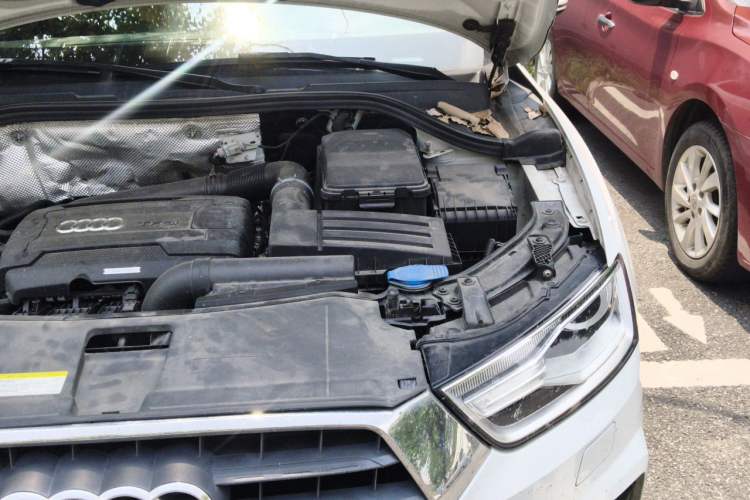 Used Audi Q3 2016 35 TFSI quattro all-wheel-drive style model Engine Bay Left