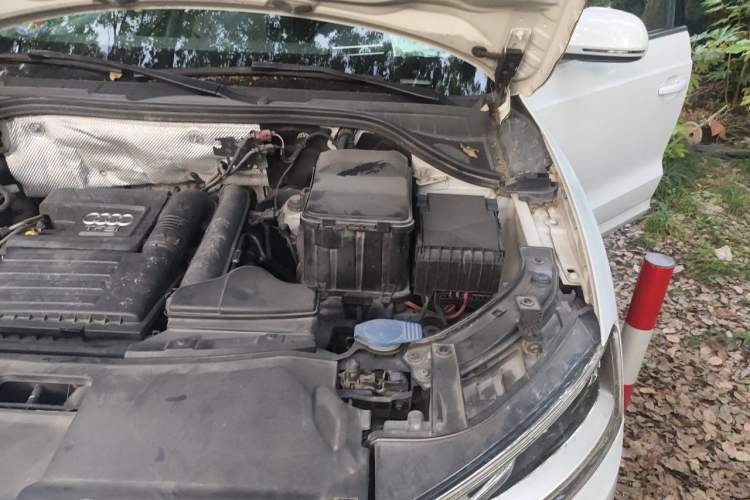 Used Audi Q3 2016 30 TFSI Collector's Edition Comfort Model Engine Bay Left