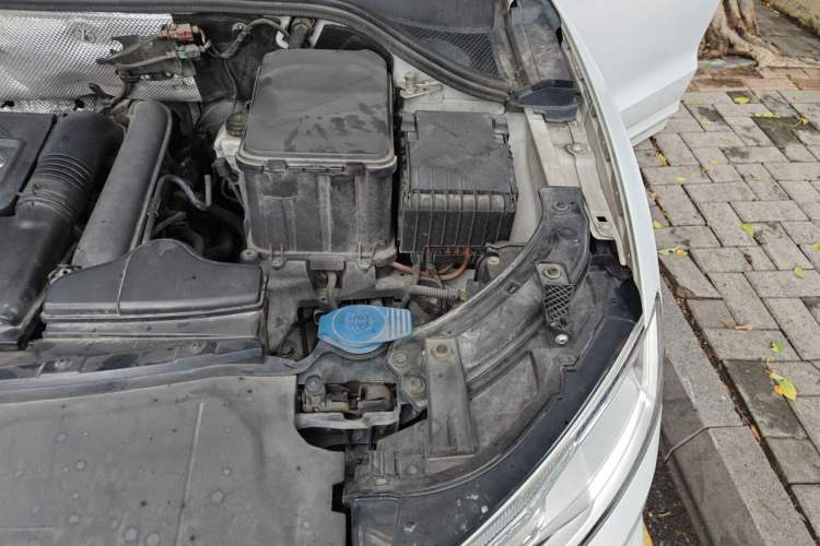 Used Audi Q3 2016 30 TFSI Fashion Model Engine Bay Left